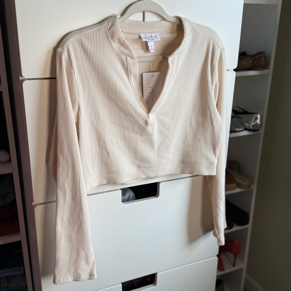 NWT Ingrid and Isabel Cream Long Sleeve Ribbed Top and Large Skirt Pregnancy Set